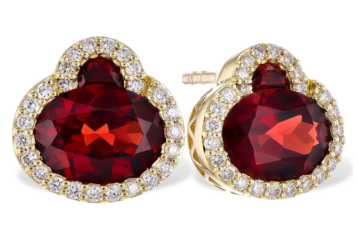 C273-44532: EARR 2.85 TW GARNET 3.06 TGW