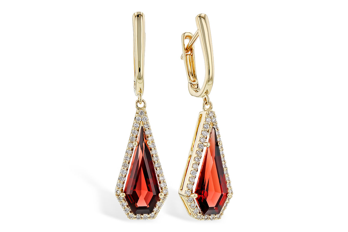 D274-29950: EARR 3.16 TW GARNET 3.40 TGW