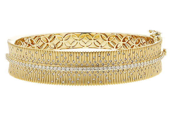 F185-19059: BANGLE BRACELET 1.94 TW (63X54MM)