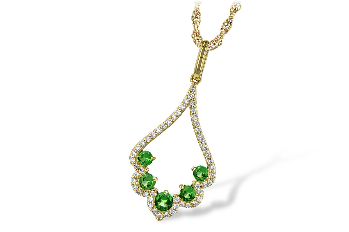 L190-64486: NECK .34 GREEN GARNET .53 TGW